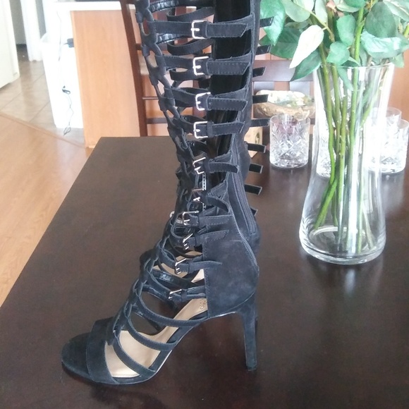 Vince Camuto Size 10 Buckle Boots - Picture 4 of 4